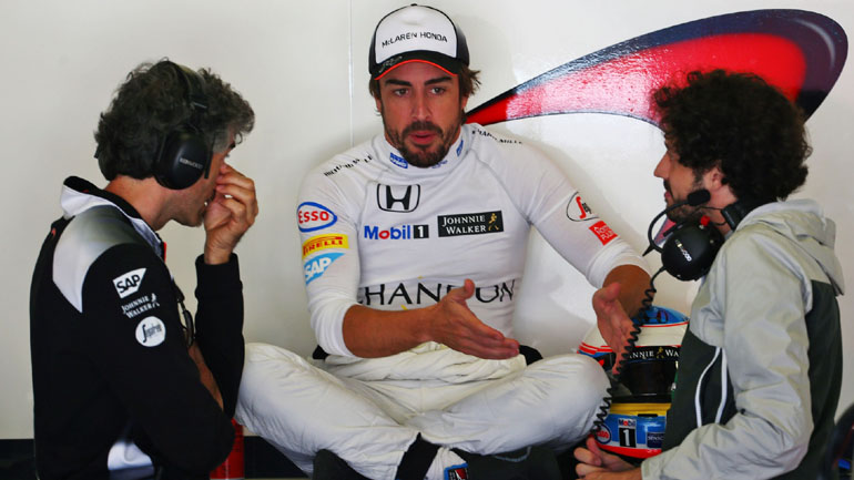 Δεν τα παρατά ο Alonso